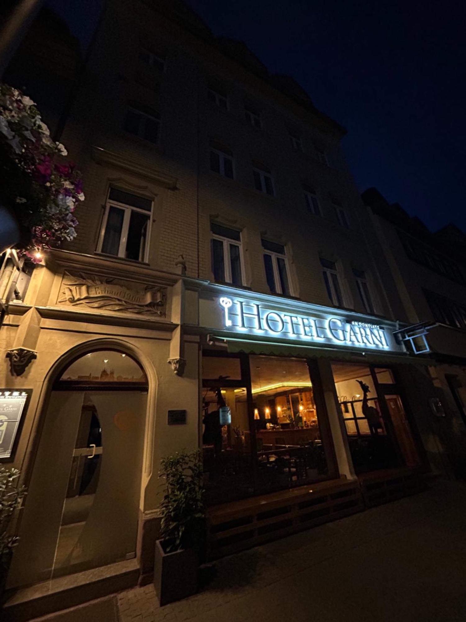 Hotel Garni " Am Domplatz" Erfurt Exterior photo